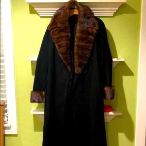 Saks fifth Avenue camel hair coat, with fur